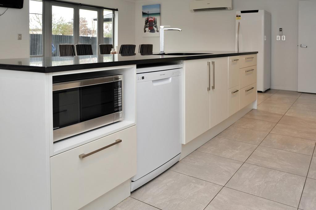 Ilam Villa - Christchurch Holiday Homes Luaran gambar