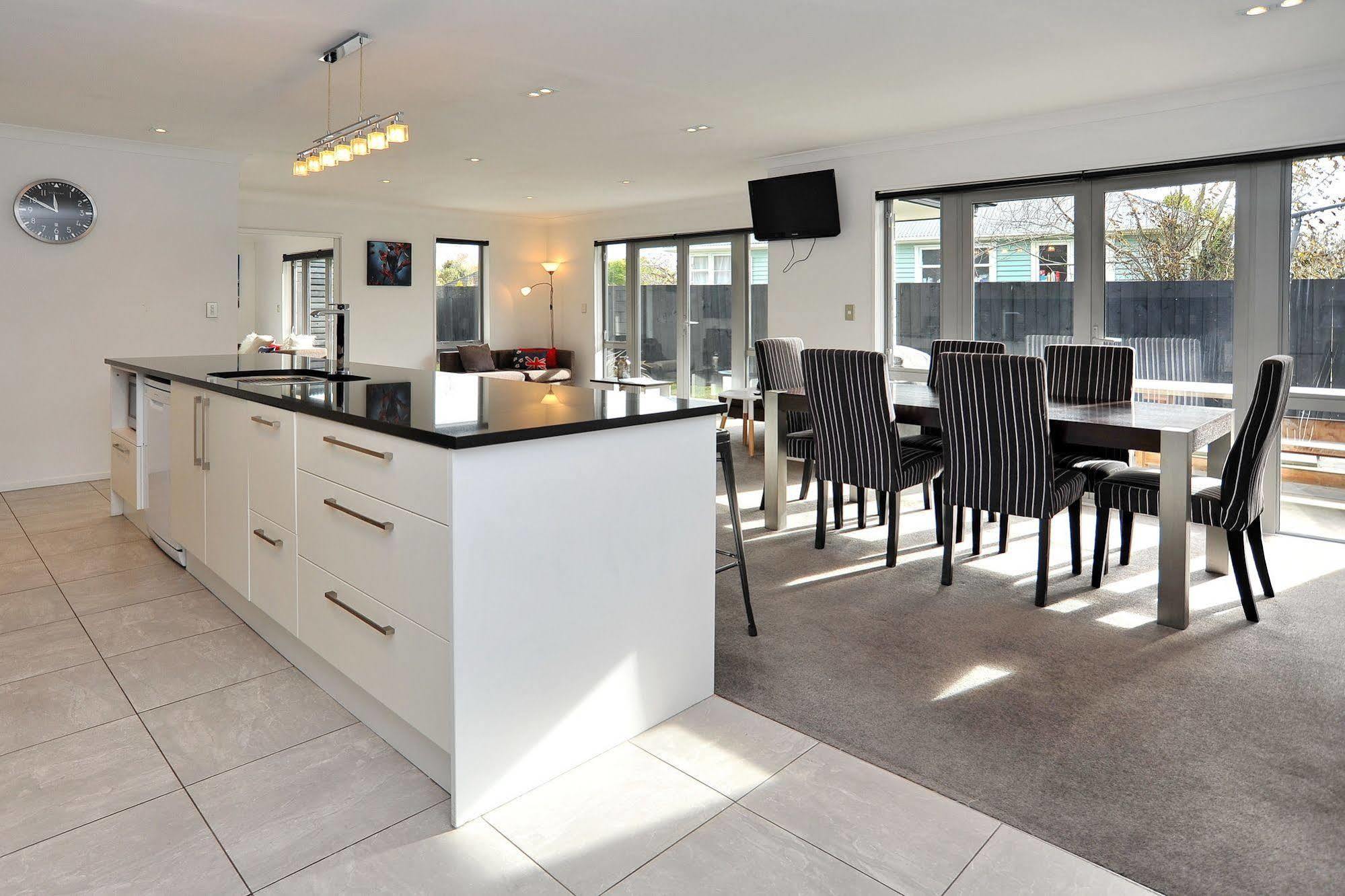 Ilam Villa - Christchurch Holiday Homes Luaran gambar