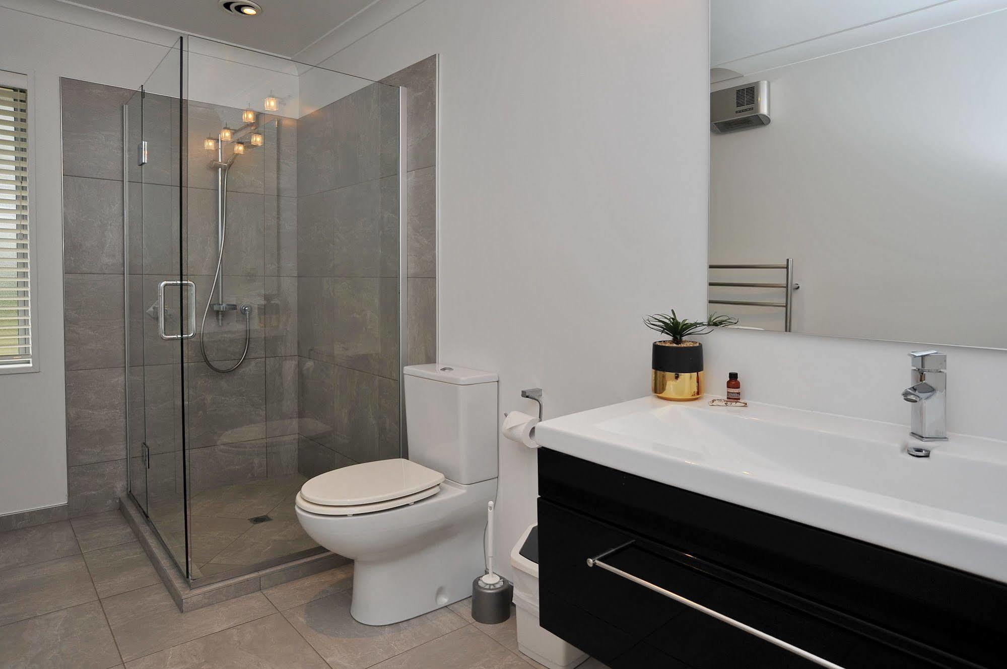 Ilam Villa - Christchurch Holiday Homes Luaran gambar